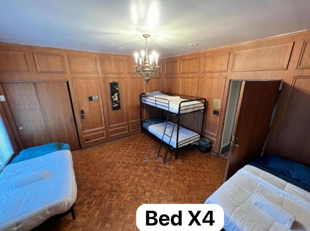 Хостел Pill Hill Mansion Чикаго Экстерьер фото